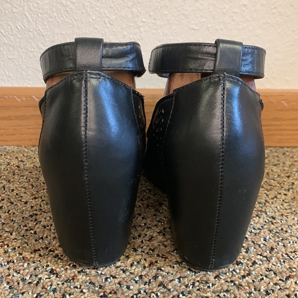 Jeffrey Campbell Black Wedge Cirque Cut-Out Ankle Strap Heels, size 8 - Picture 7 of 11